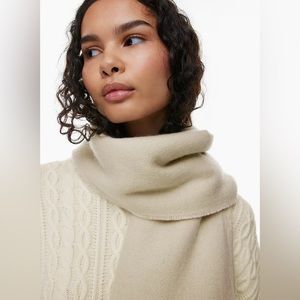 Aritzia Sunday Best Coco Scarf - Heather birch
